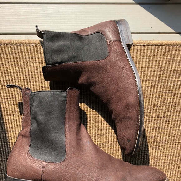Men’s GUCCI suede Chelsea boots size 11 main image 5